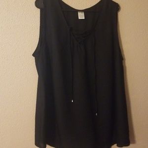 Set of 2 terra and sky tank tops